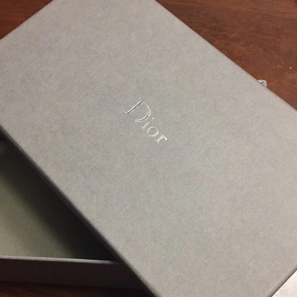 Dior glasses box / bag and cleaning clothes - Picture 3 of 7